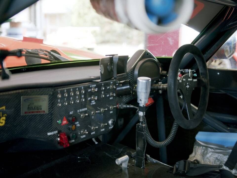 Image 15/16 of Marcos Mantara LM600 EVO (2000)