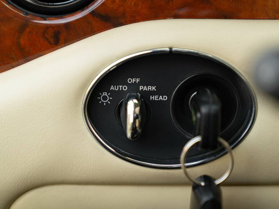 Immagine 49/50 di Bentley Arnage Red Label (1999)