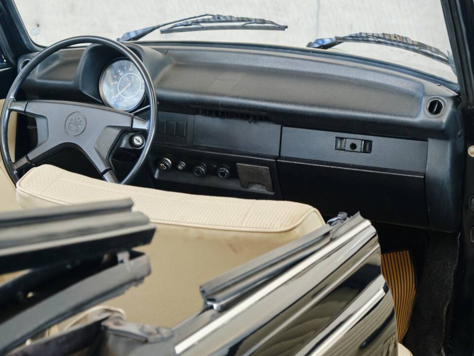 Immagine 43/50 di Volkswagen Maggiolone 1303 (1974)