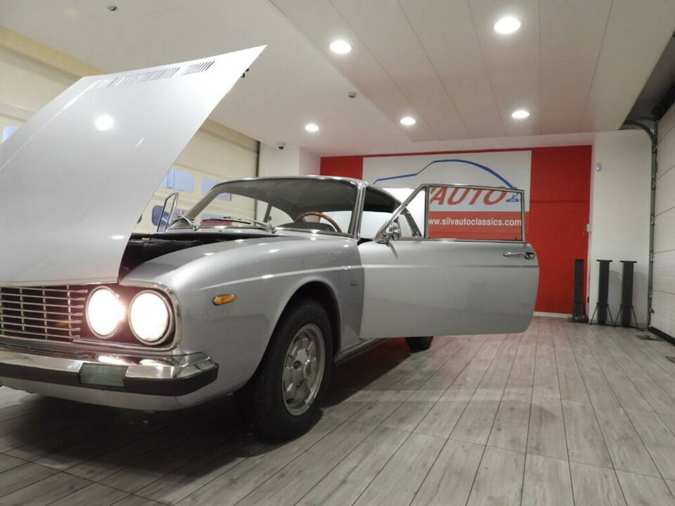 Image 12/15 of Lancia Flavia Coupé 2000 (1972)