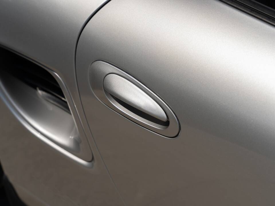 Image 16/73 of Porsche Boxster (2001)