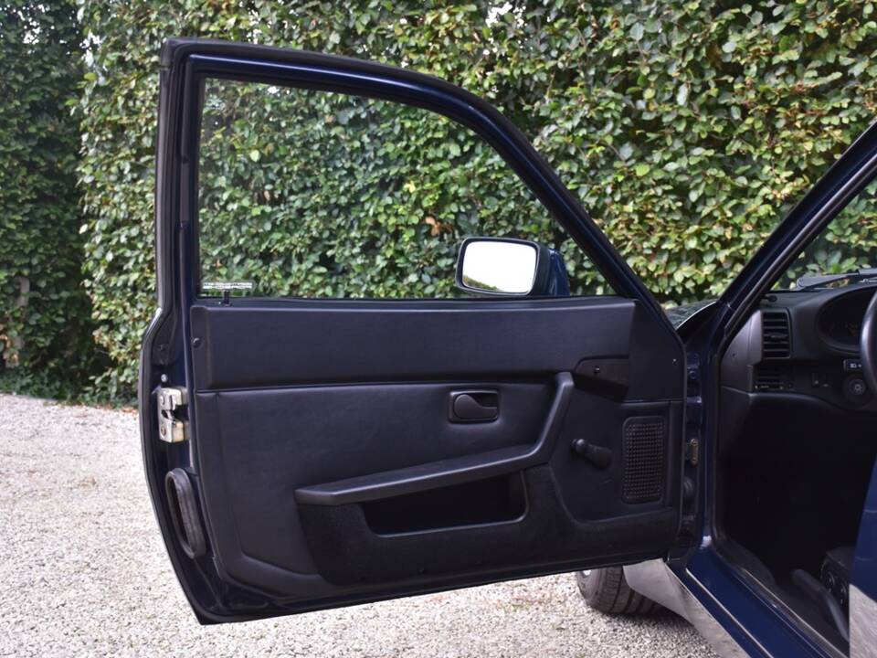 Immagine 27/40 di Porsche 944 (1985)