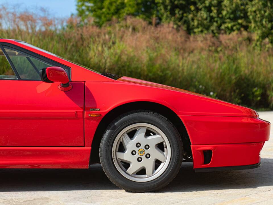 Bild 26/50 von Lotus Esprit Turbo (1993)