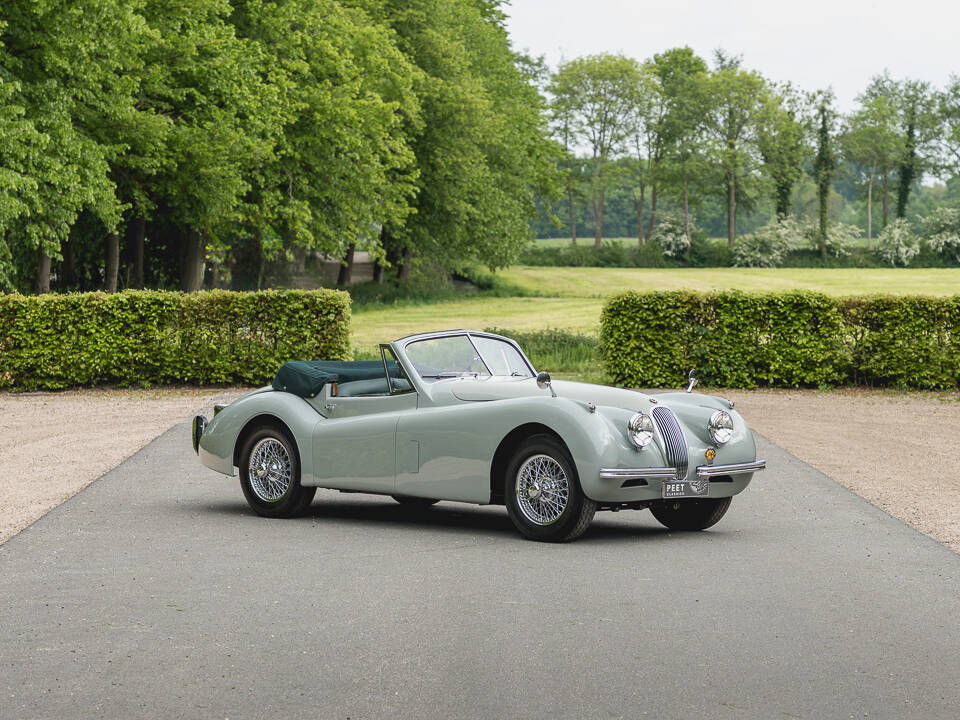 Imagen 2/52 de Jaguar XK 120 DHC (1953)