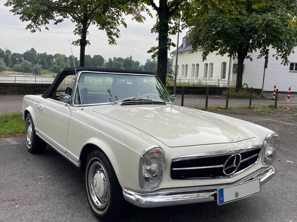 Imagen 4/30 de Mercedes-Benz 230 SL (1966)
