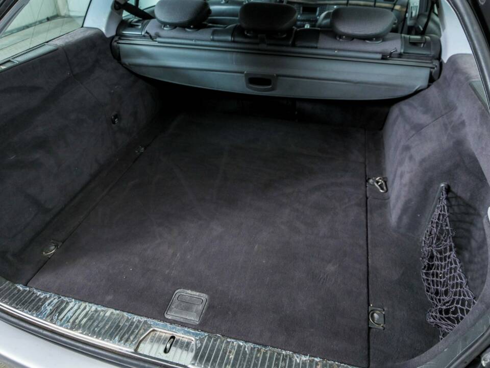 Bild 46/50 von Mercedes-Benz E 200 Kompressor T (2003)