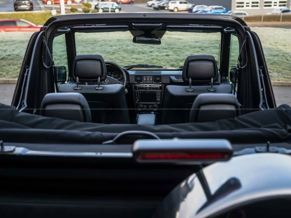 Image 4/10 de Mercedes-Benz G 350 CDI (2010)