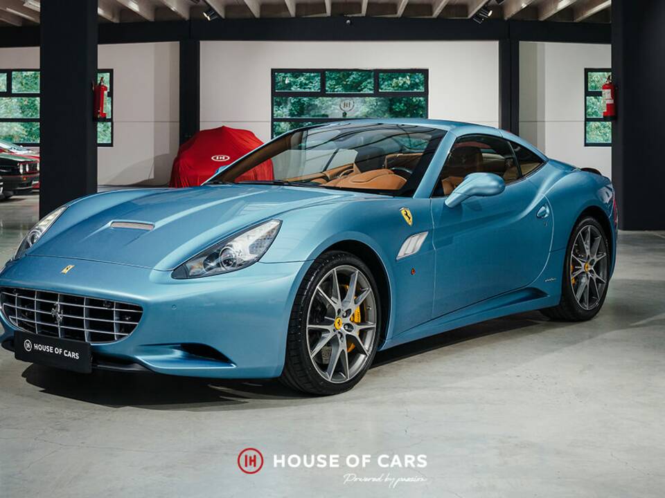 Image 2/25 of Ferrari California 30 (2012)
