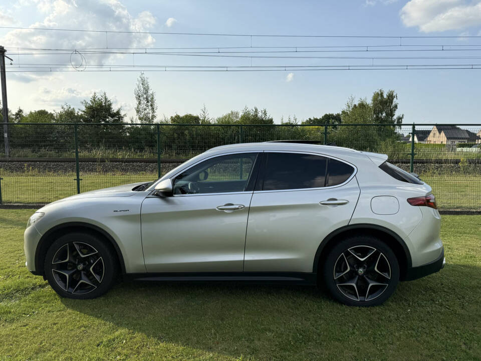 Imagen 4/8 de Alfa Romeo Stelvio 2.2 JTDm (2021)
