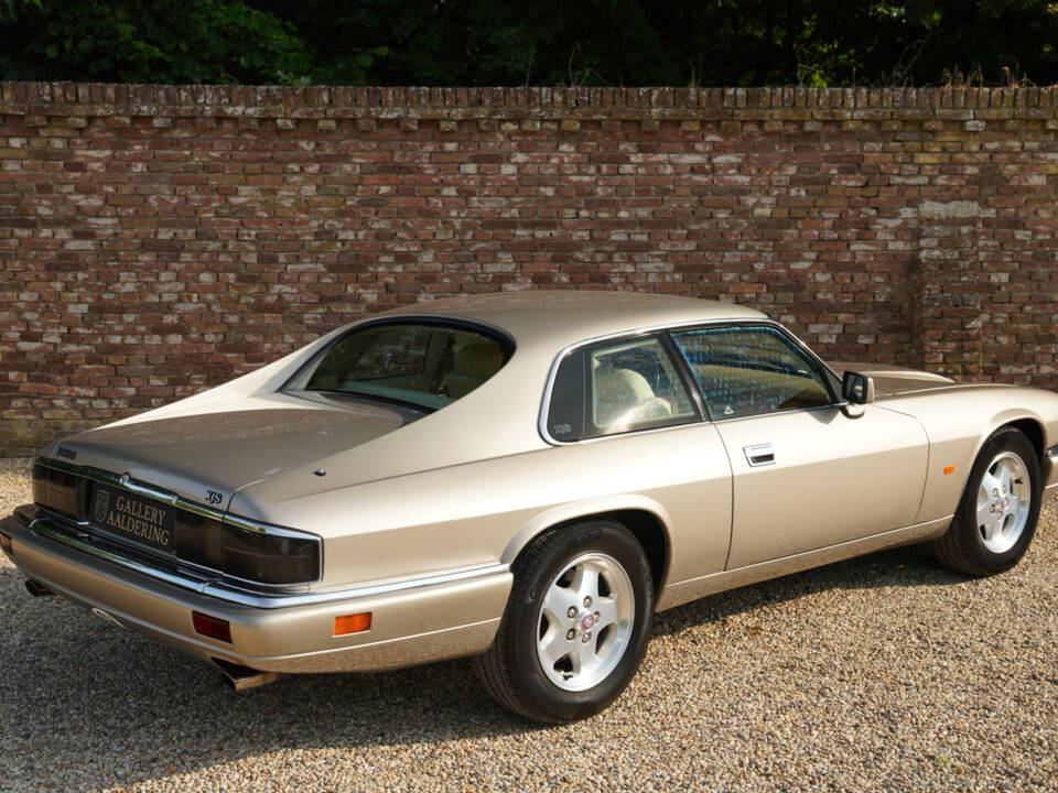 Afbeelding 42/50 van Jaguar XJS 4.0 (1995)