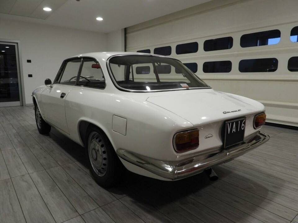 Bild 3/15 von Alfa Romeo Giulia 1600 Sprint GT (1965)