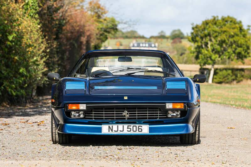 Image 5/41 de Ferrari 308 GTSi Quattrovalvole (1985)