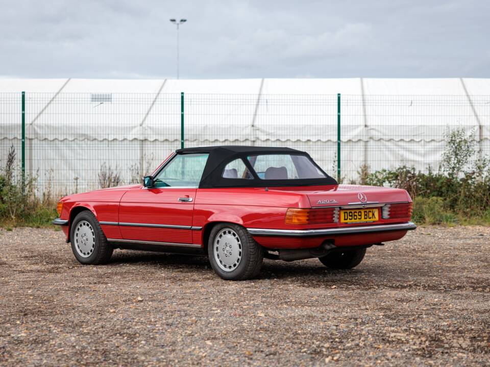 Image 49/50 of Mercedes-Benz 420 SL (1988)