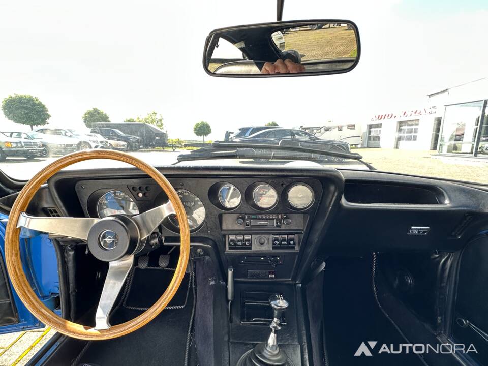 Bild 22/45 von Opel GT&#x2F;J 1900 (1971)