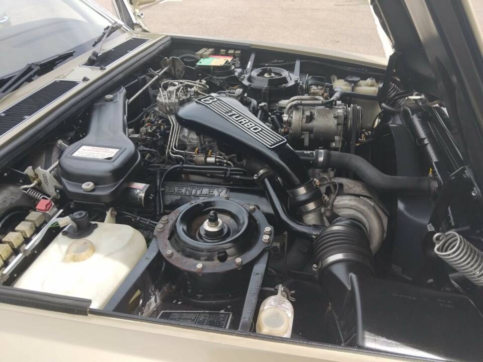 Bild 9/40 von Bentley Turbo R (1988)