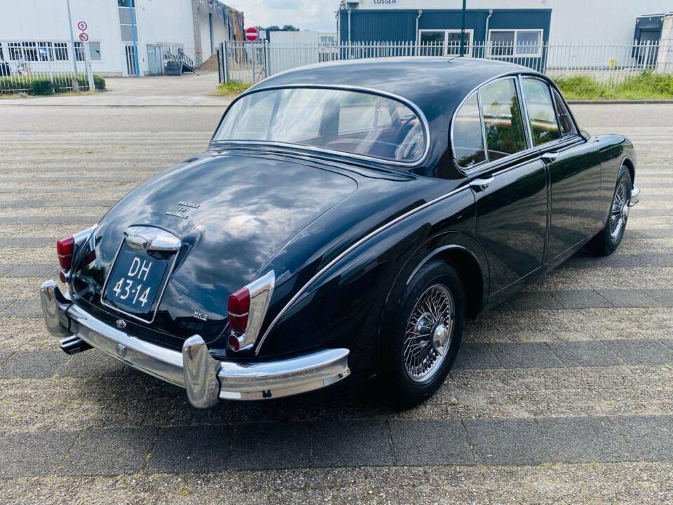 Image 18/50 de Jaguar Mk II 3.4 (1962)