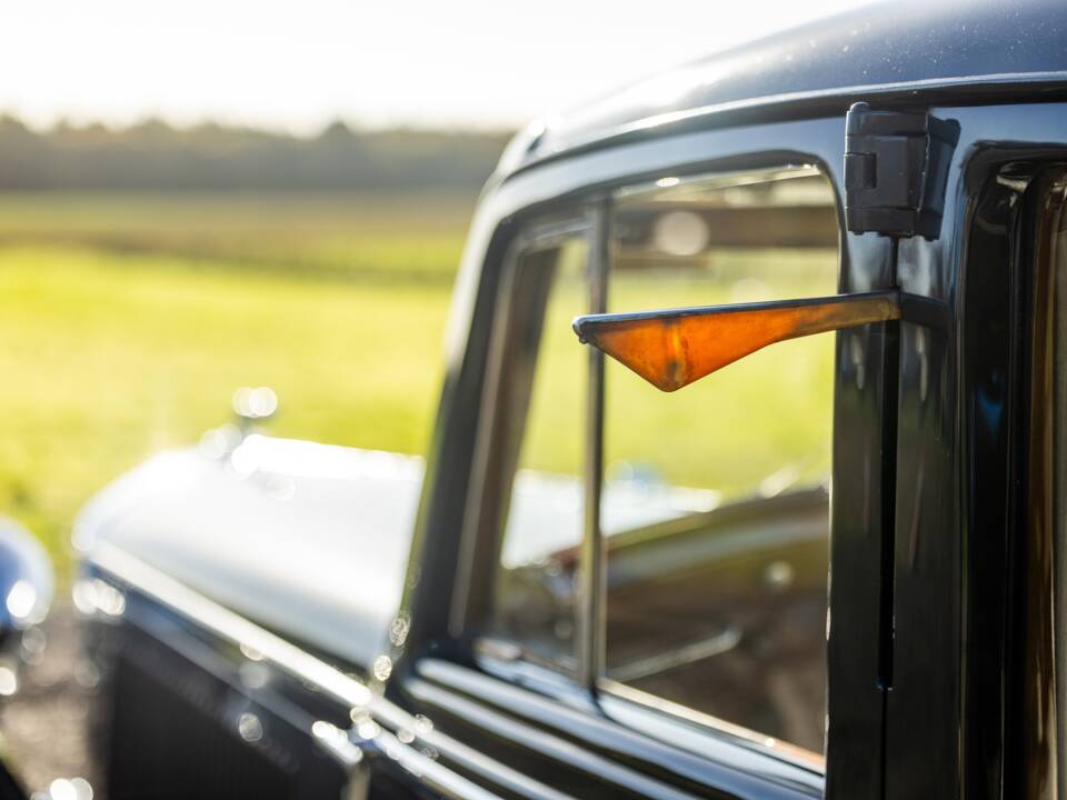 Image 37/50 de Bentley 4 1/2 Litre (1938)