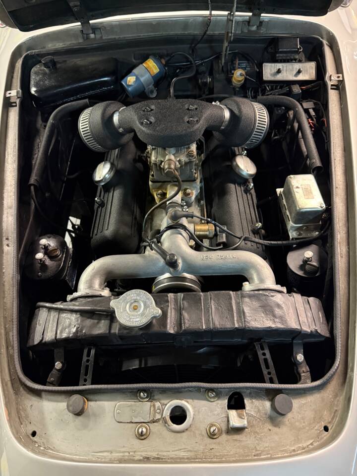 Afbeelding 6/10 van Lancia Aurelia B24 (1958)