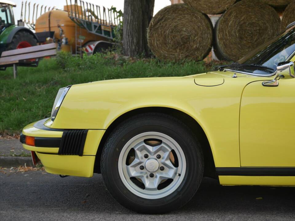 Afbeelding 15/37 van Porsche 911 2.7 S (1974)