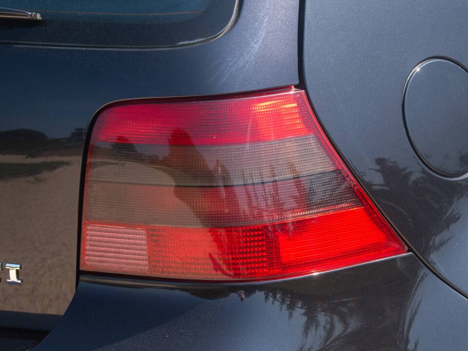 Image 37/50 of Volkswagen Golf IV 1.8T GTI (2002)