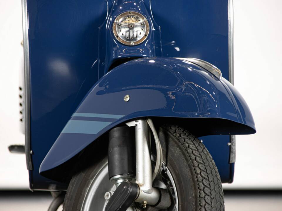 Bild 32/50 von Piaggio Vespa 125 Primavera ET3 (1978)