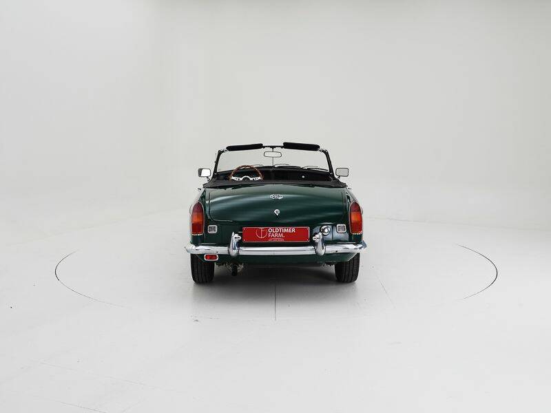 Immagine 7/15 di MG MGB (1977)
