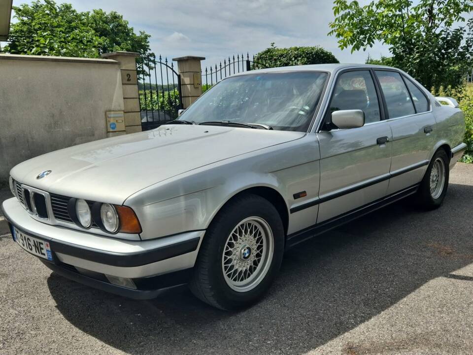 Bild 6/8 von BMW 525i (1993)