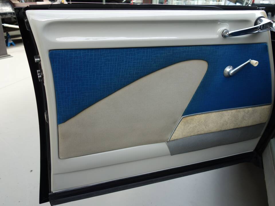 Image 13/30 of Citroën DS 19 (1959)