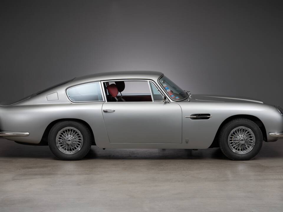 Bild 5/36 von Aston Martin DB 6 Vantage (1966)