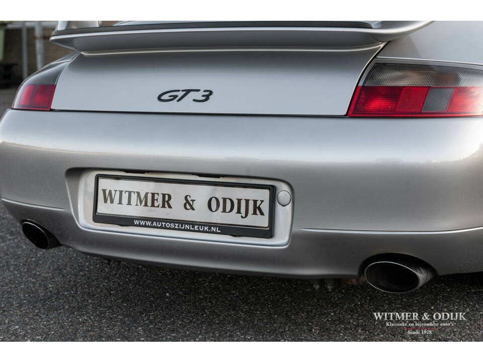 Image 23/33 of Porsche 911 GT3 (2000)