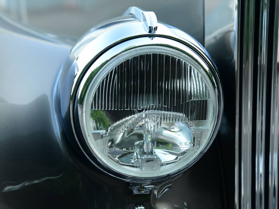 Imagen 46/50 de Rolls-Royce Silver Dawn (1954)
