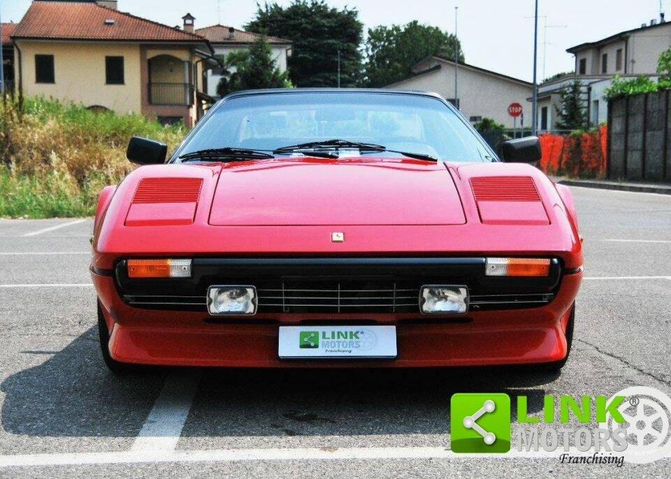 Bild 2/10 von Ferrari 308 GTSi (1981)