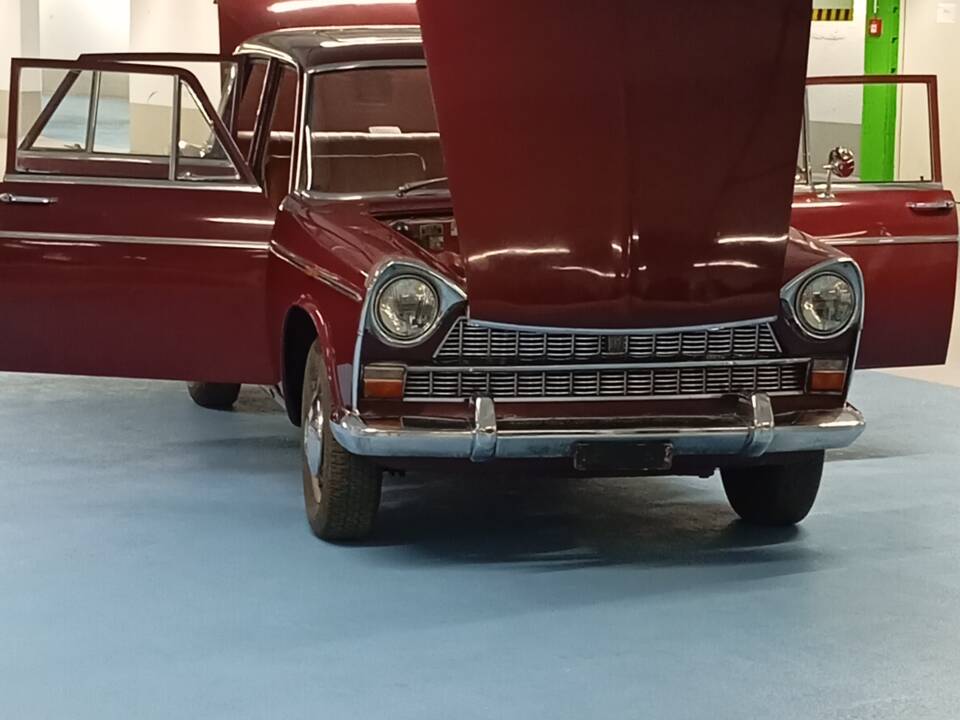 Image 44/50 of FIAT 1500 L (1965)