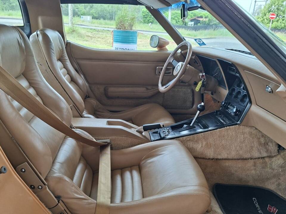 Bild 2/8 von Chevrolet Corvette Cross-Fire Injection (1982)