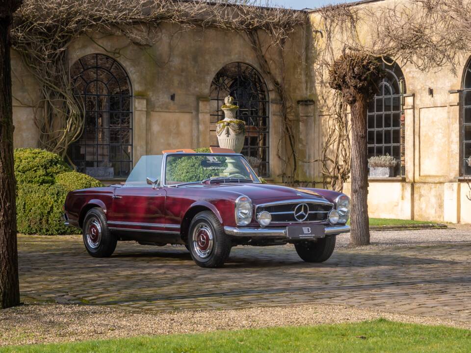 Image 1/35 de Mercedes-Benz 230 SL (1963)