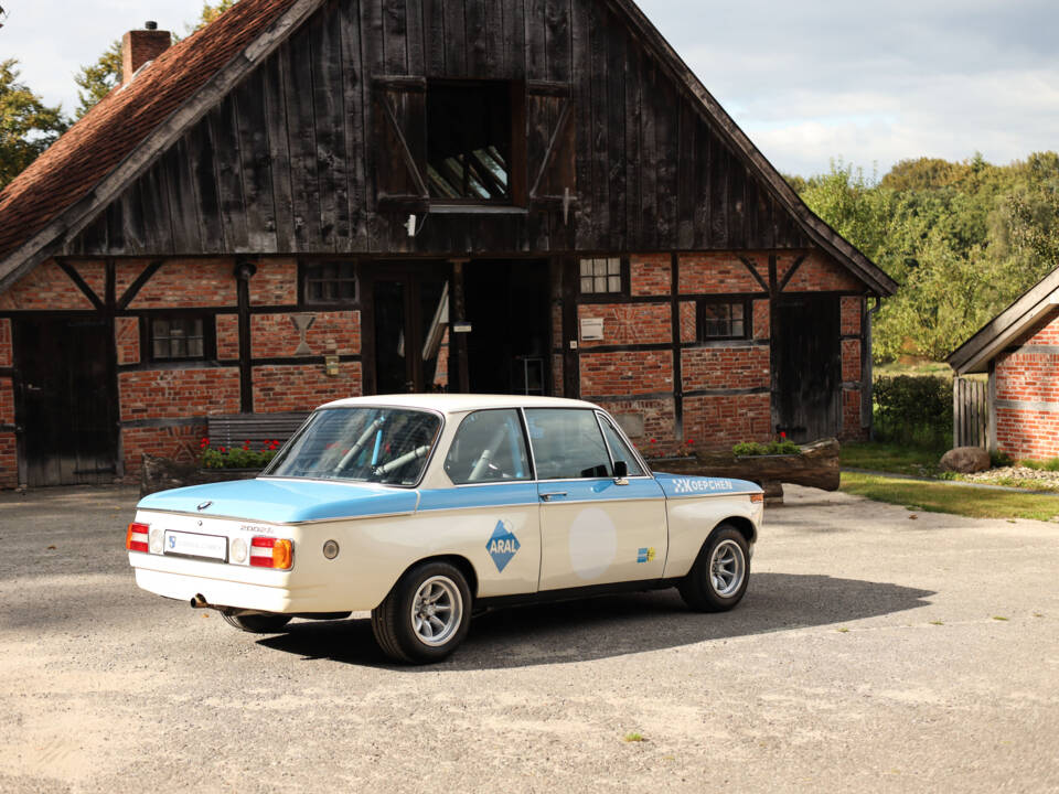 Image 59/80 de BMW 2002 (1975)