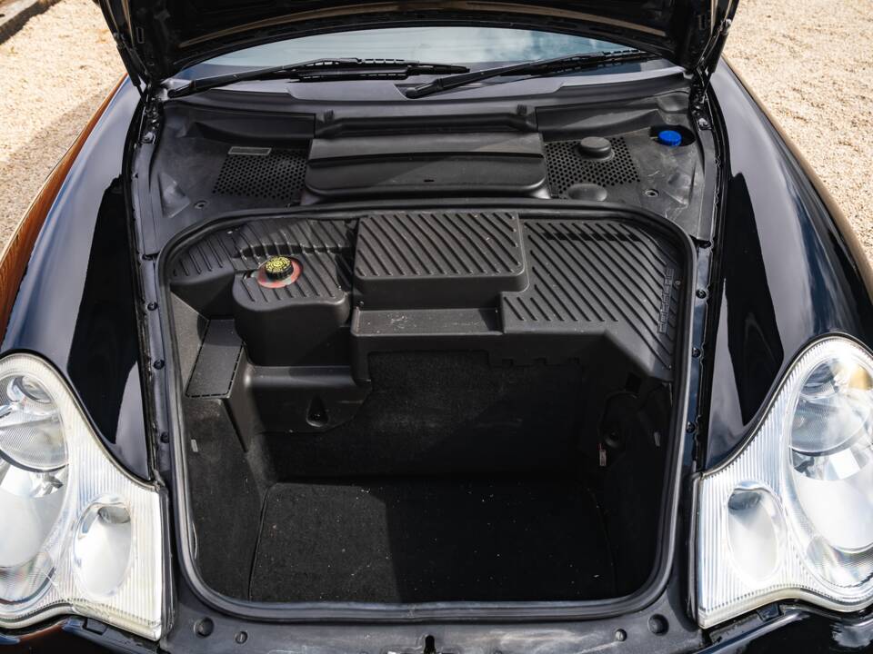 Image 32/42 of Porsche 911 GT3 (2003)