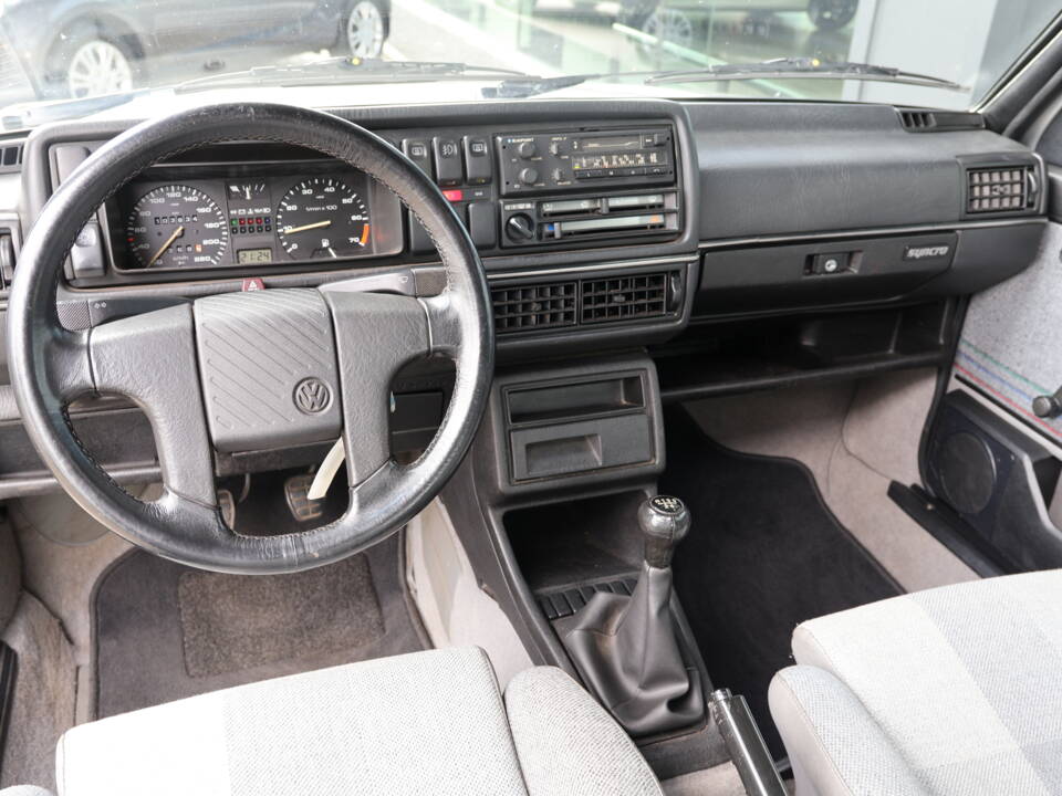 Imagen 11/21 de Volkswagen Golf Mk II Country Syncro 1.8 (1991)
