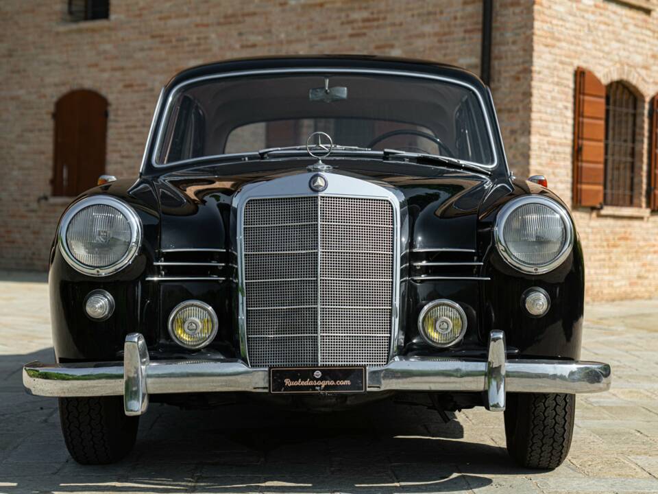 Image 3/50 of Mercedes-Benz 190 SL (1955)