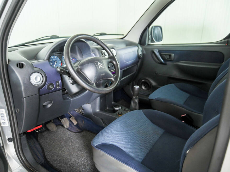 Imagen 11/45 de Citroën Berlingo 1.6i (2003)