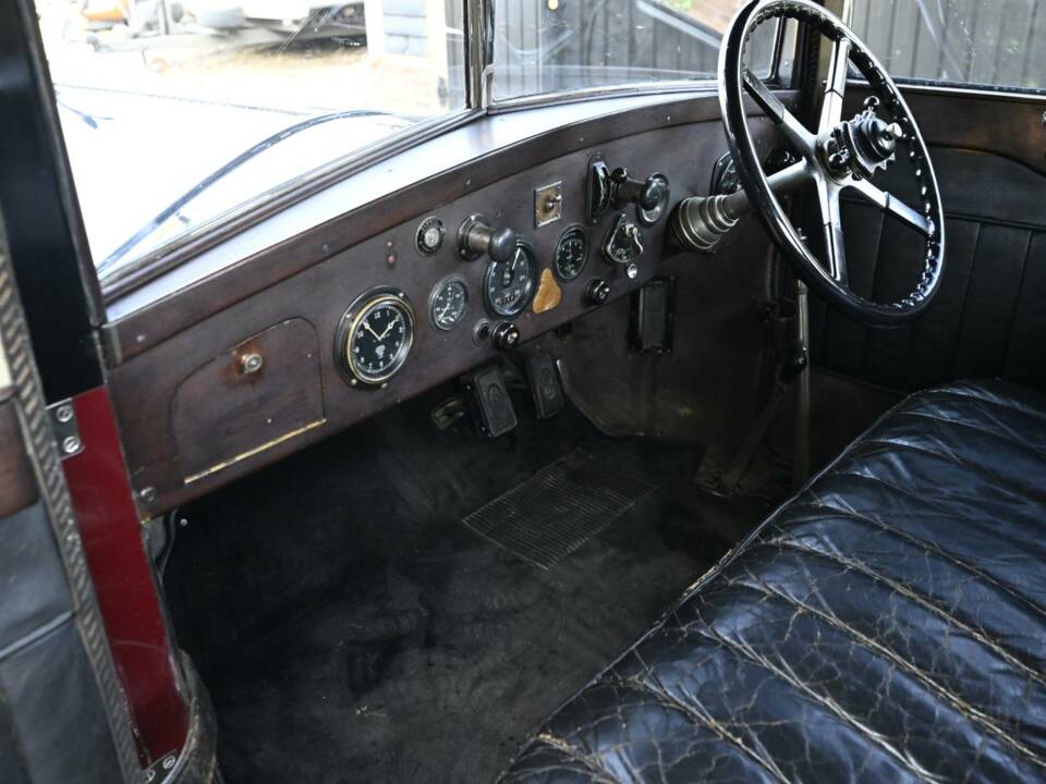 Image 28/50 of Rolls-Royce 20 HP Doctors Coupe (1927)