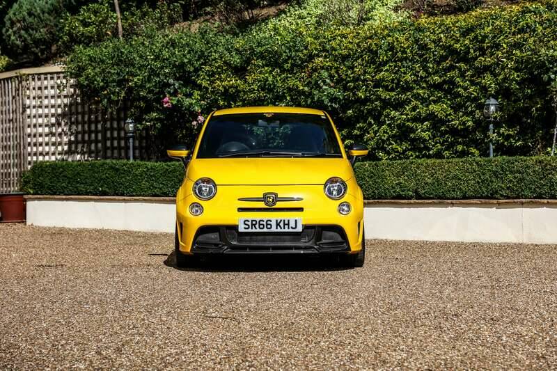 Immagine 6/41 di Abarth 695 Biposto (2006)