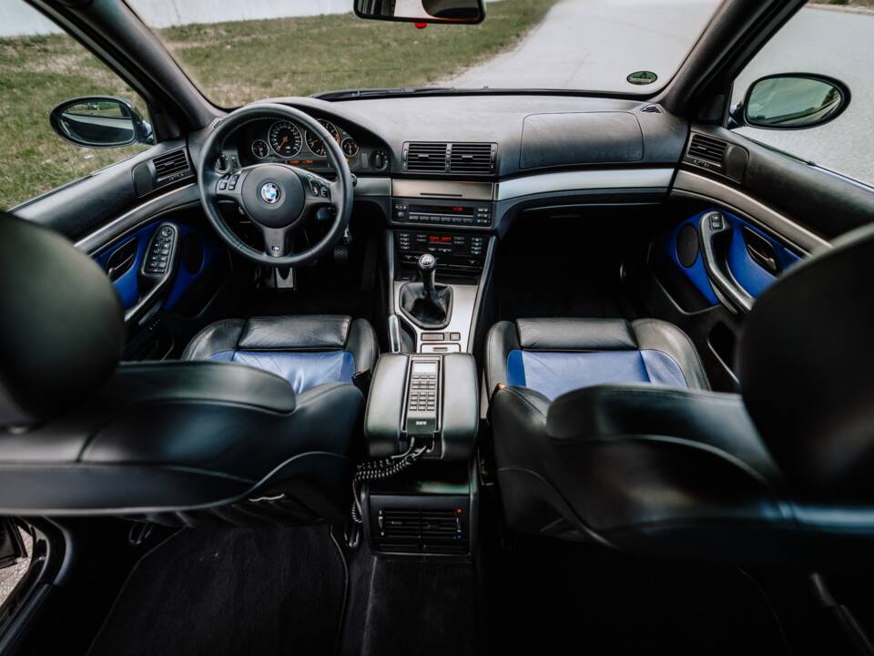 Image 6/9 de BMW M5 (1999)