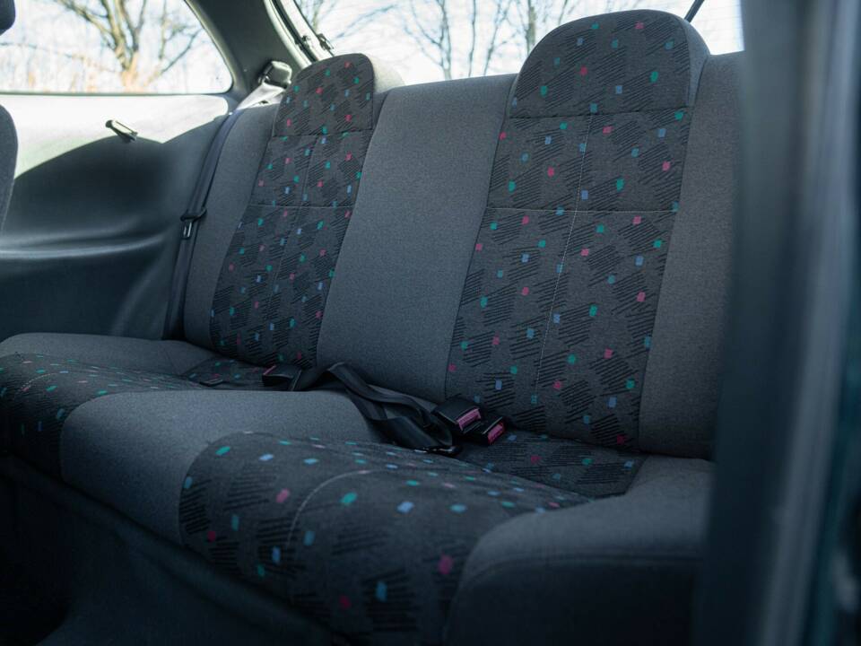 Image 23/46 of Hyundai Accent 1.3 (1997)