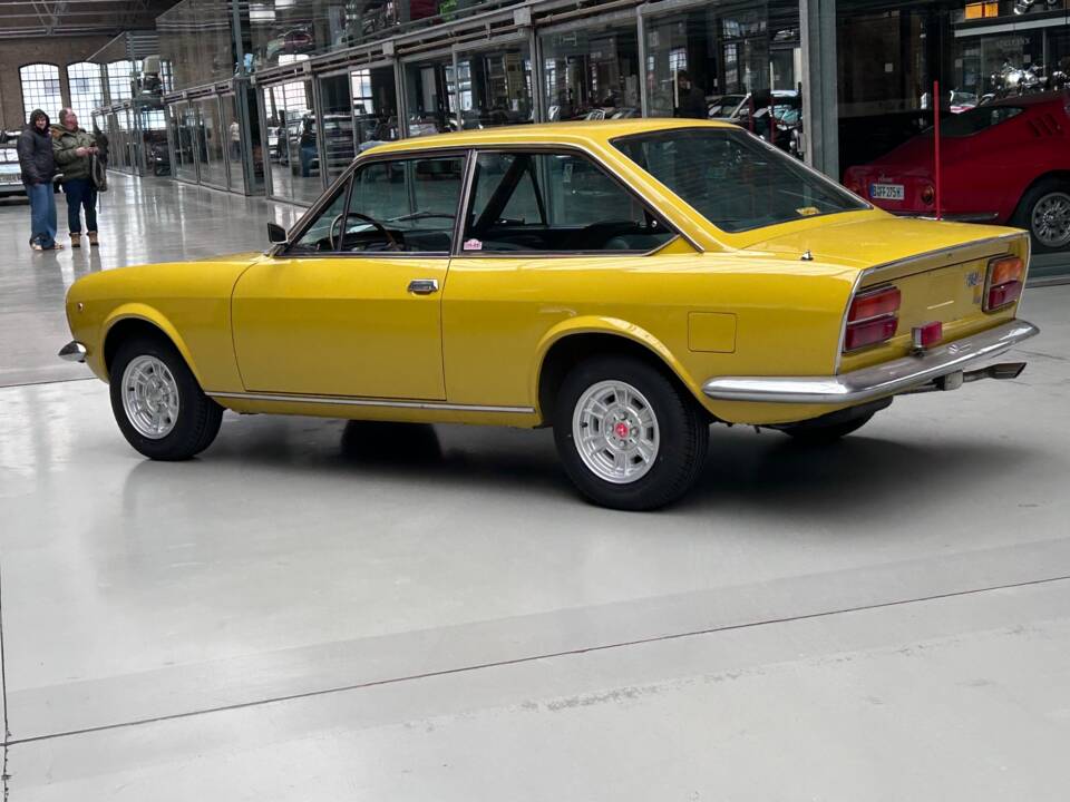 Bild 10/32 von FIAT 124 Sport Coupe (1971)