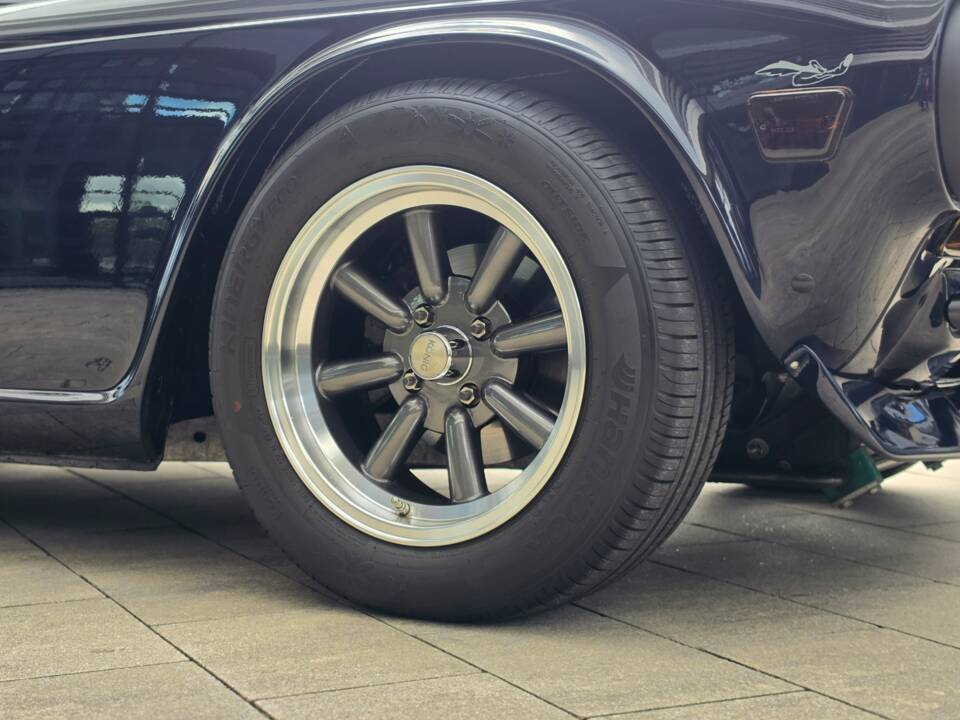 Image 48/49 of Triumph TR 6 PI (1973)