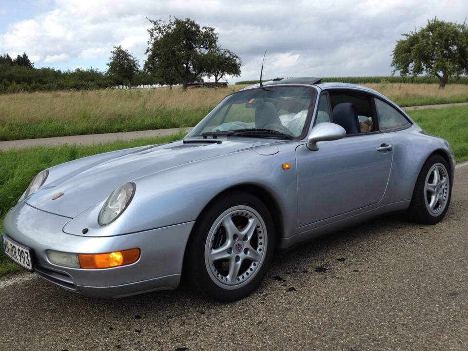 Imagen 32/96 de Porsche 911 Carrera (1996)