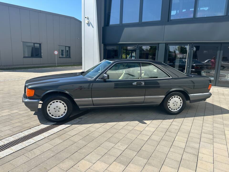 Image 3/30 of Mercedes-Benz 420 SEC (1988)