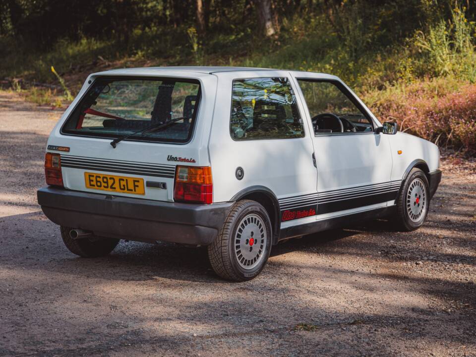 Image 26/42 of FIAT Uno Turbo i.e. (1987)