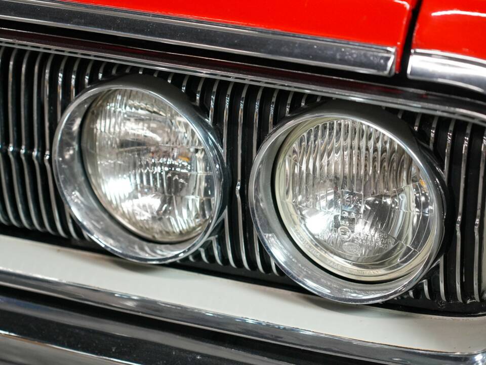 Image 20/44 of Dodge Polara (1965)